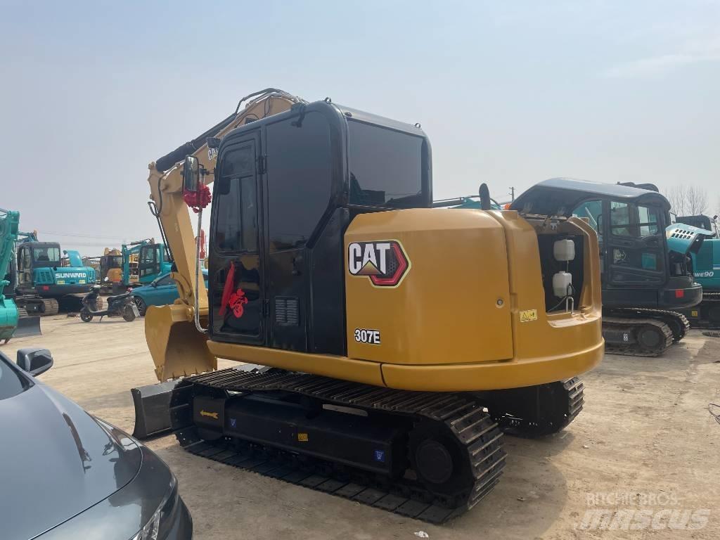 CAT 307 Mini rýpadla < 7t