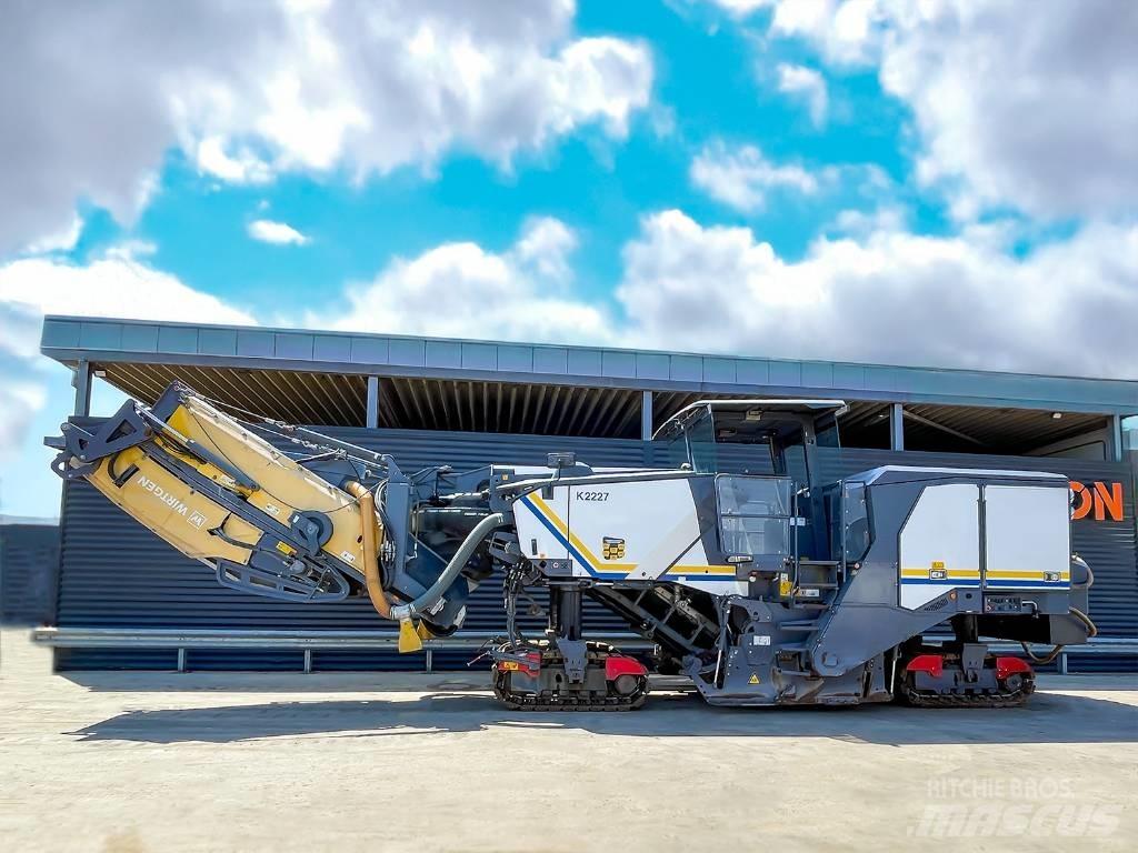 Wirtgen W 220 FI Recykléry za studena