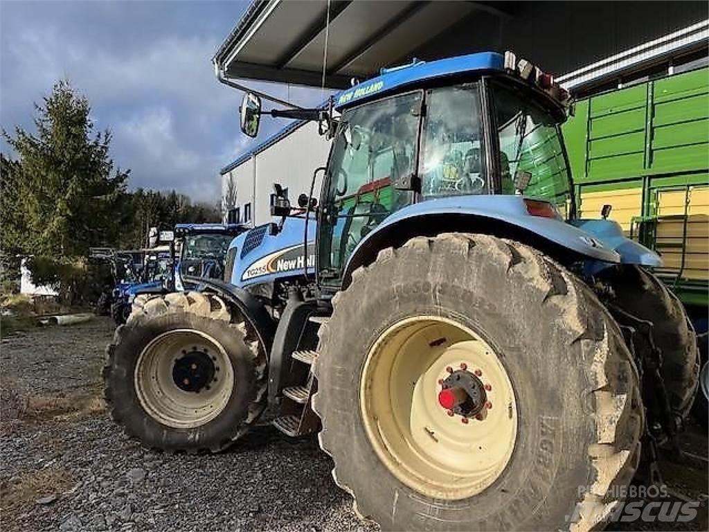 New Holland TG255 Traktory