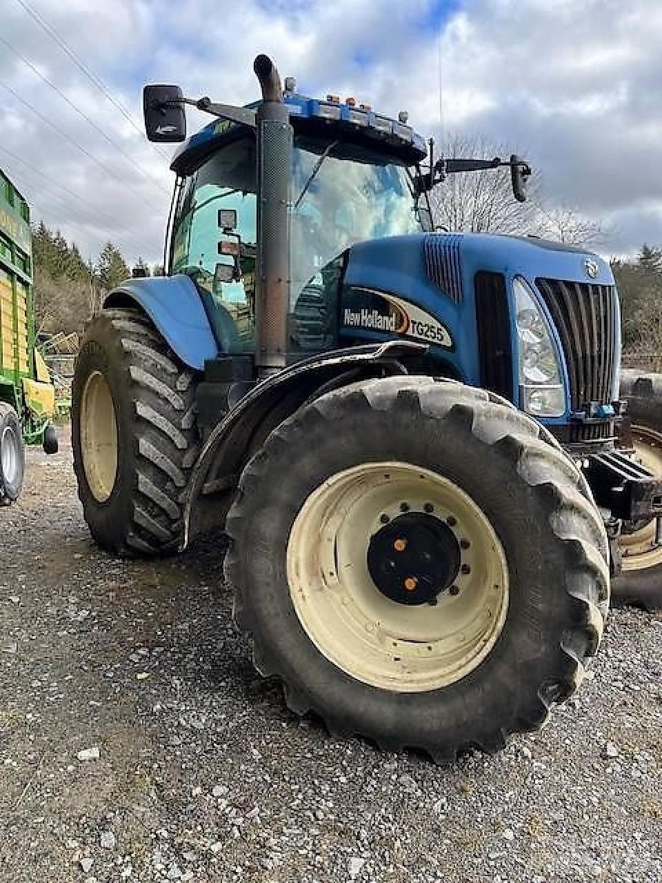 New Holland TG255 Traktory