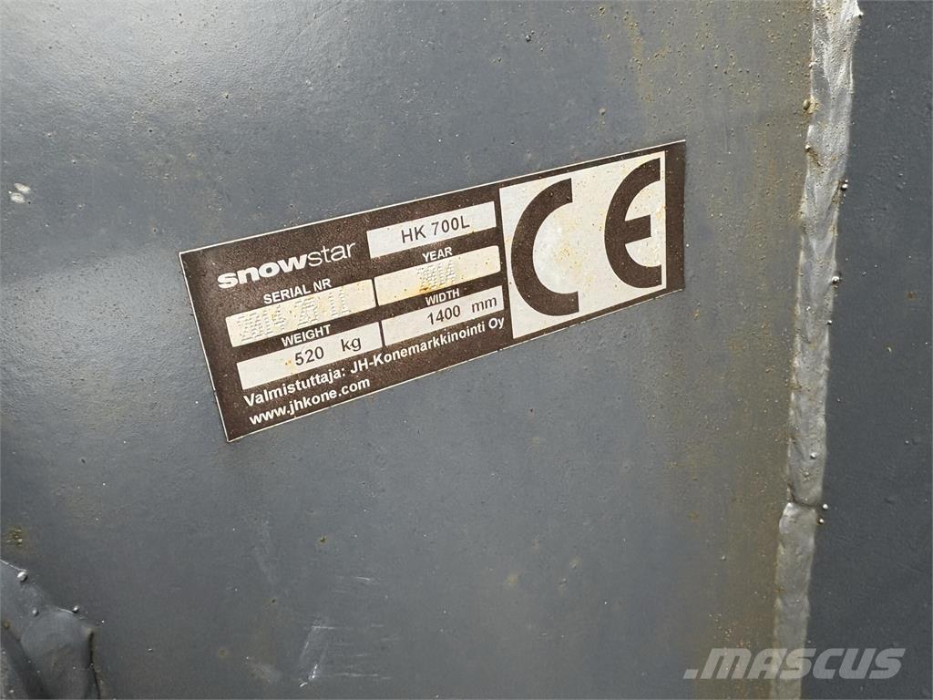 Snowstar HK700L Sypače písku a soli