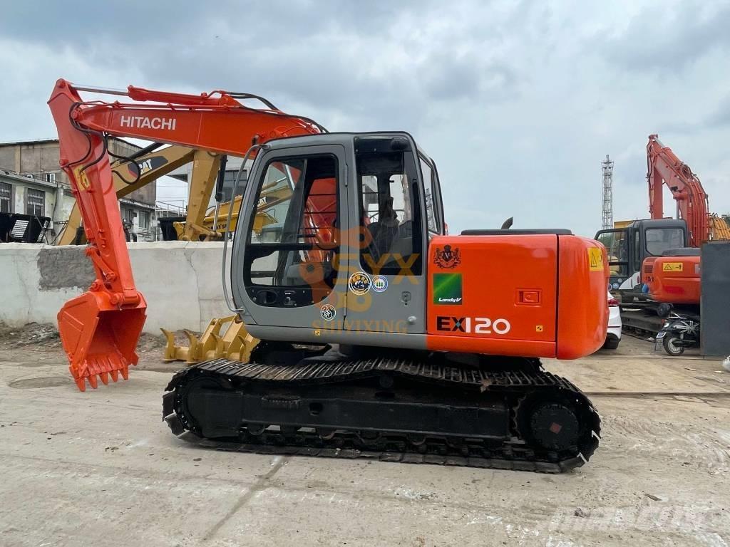 Hitachi EX 120 Pásová rýpadla