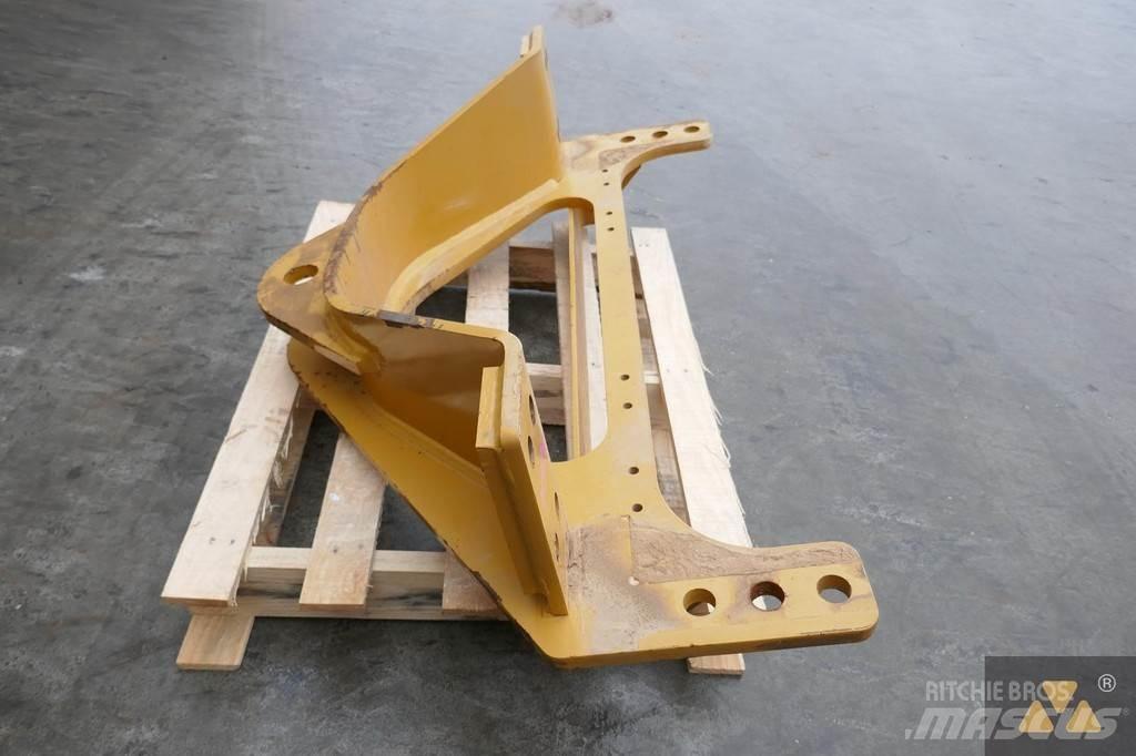 CAT 140M3 Drawbar Doprava – ostatní