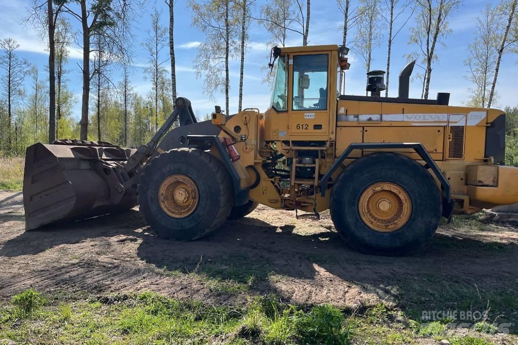 Volvo L 220 D Kolové nakladače