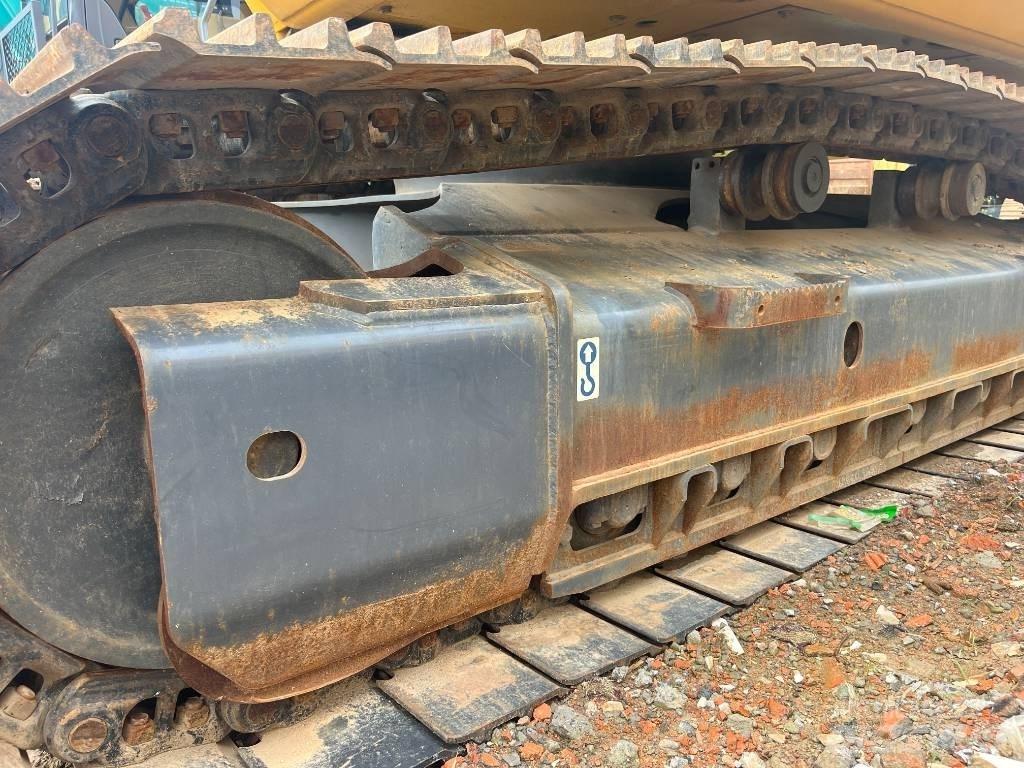 Komatsu PC 360-7 Pásová rýpadla
