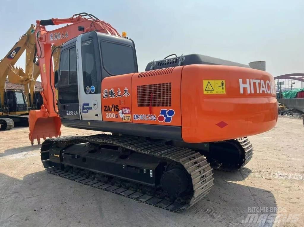 Hitachi ZX 200 Pásová rýpadla