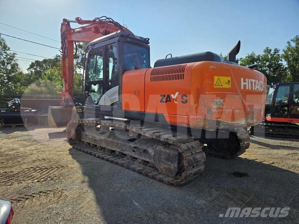 Hitachi ZX 210 LC Pásová rýpadla