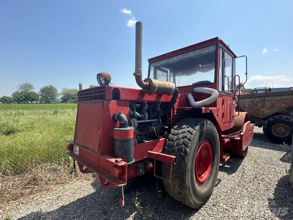 Hamm HW 2304 S Tahačové válce