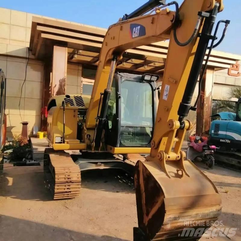 CAT 307 Pásová rýpadla