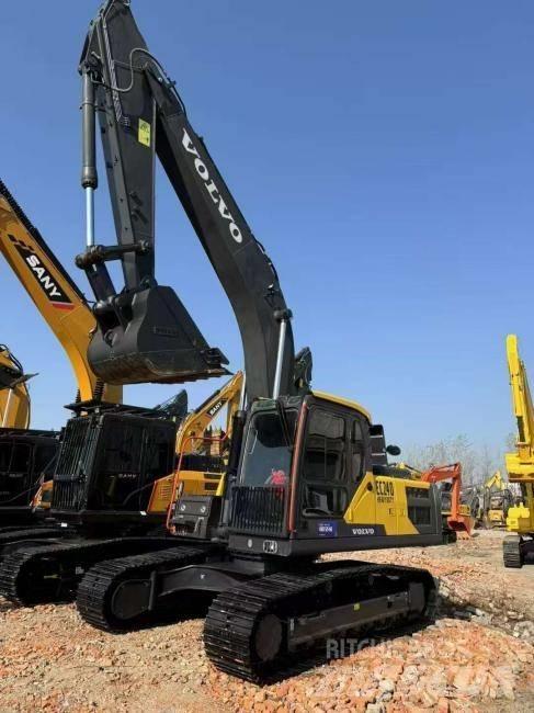Volvo EC 240 Pásová rýpadla