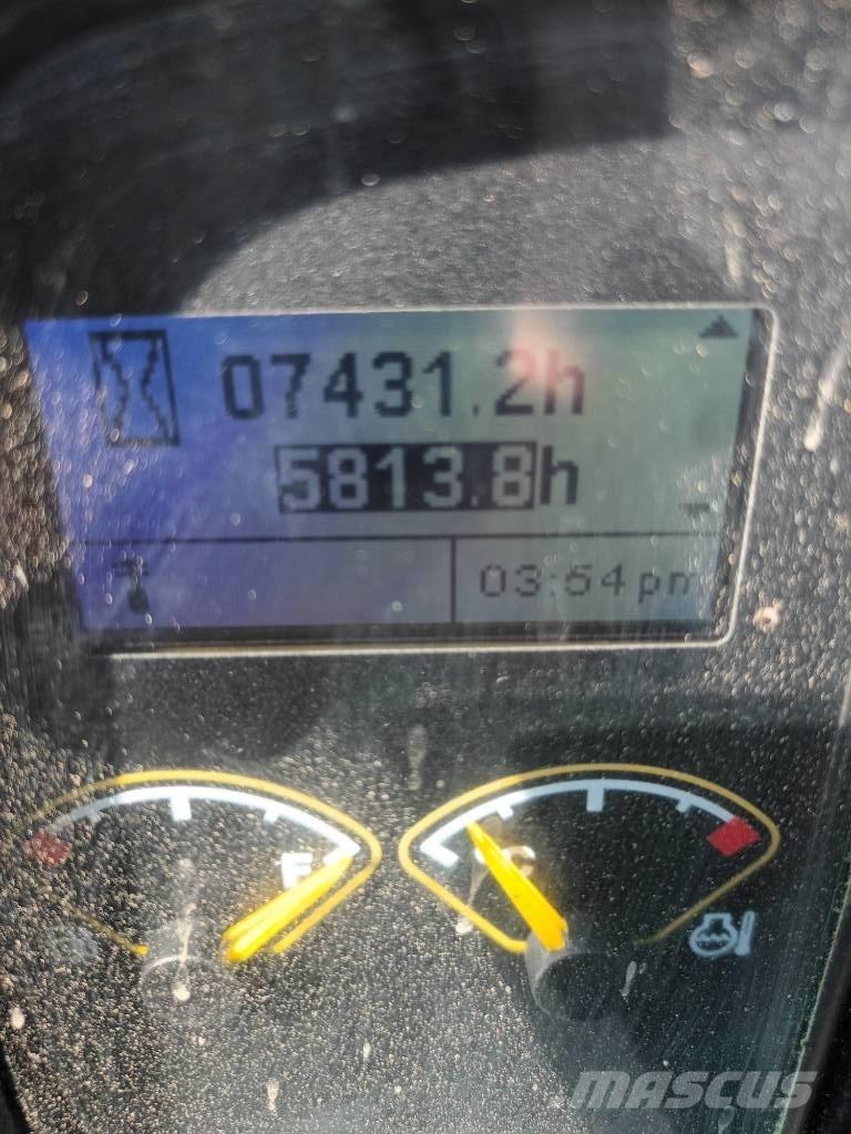 Volvo ECR 88 PLUS Midi rýpadla 7t - 12t
