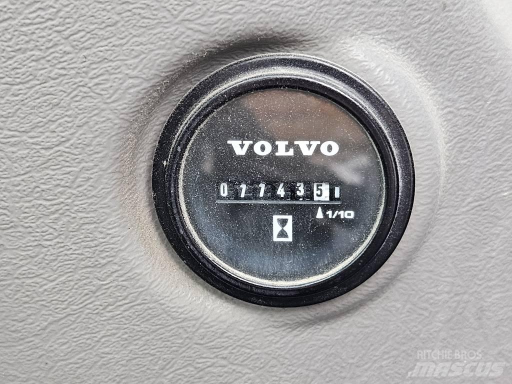 Volvo EC380EHR Pásová rýpadla
