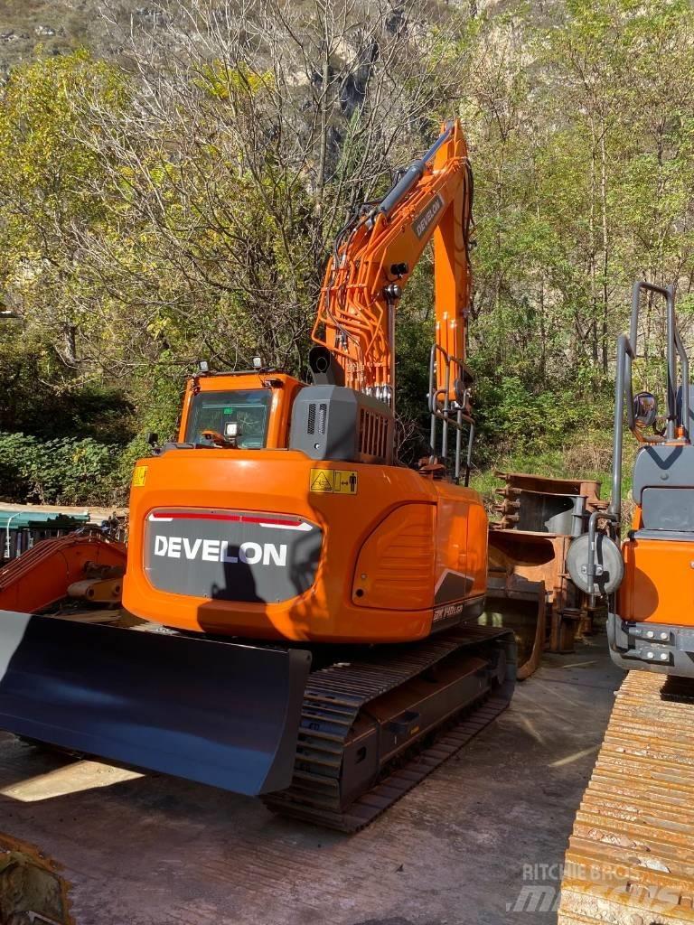 Develon DX 140 LCR-7 Pásová rýpadla