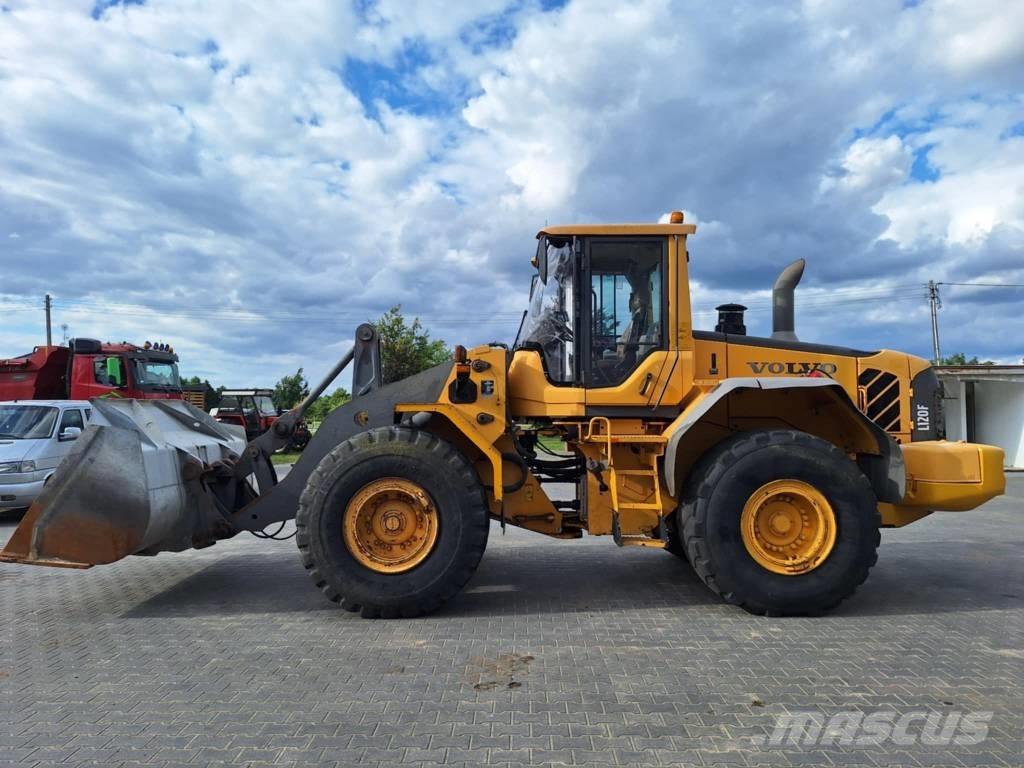 Volvo L 120 F Kolové nakladače