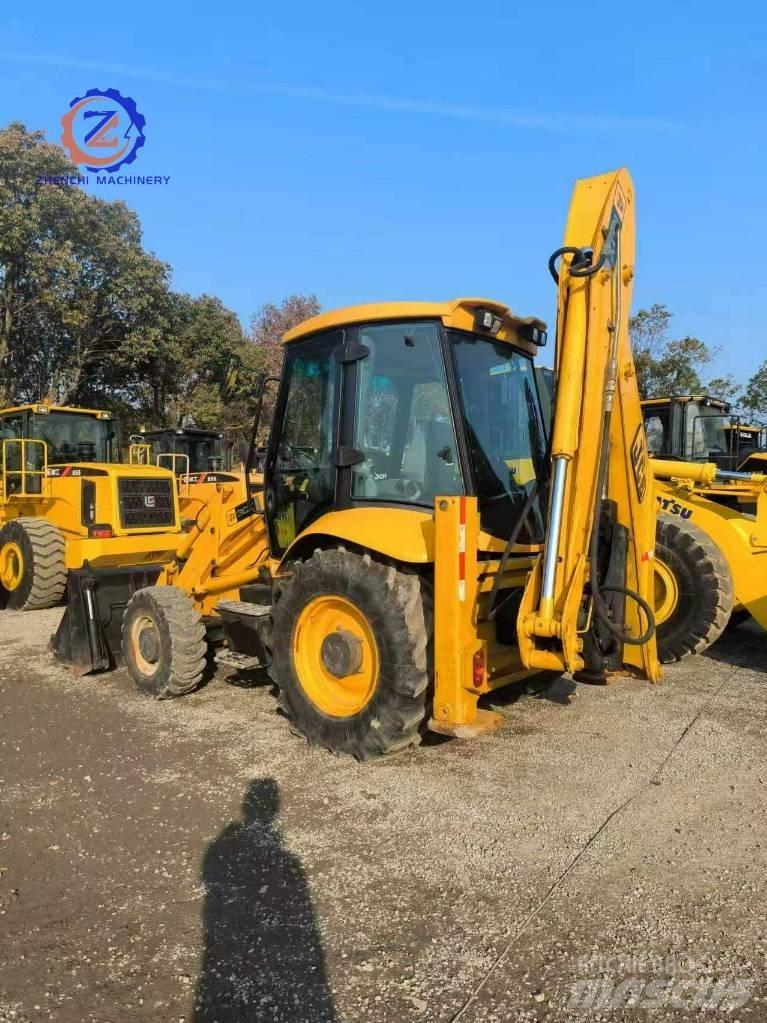 JCB 3 CX Rýpadlo-nakladače