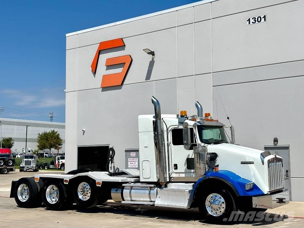 Kenworth T 800 Tahače