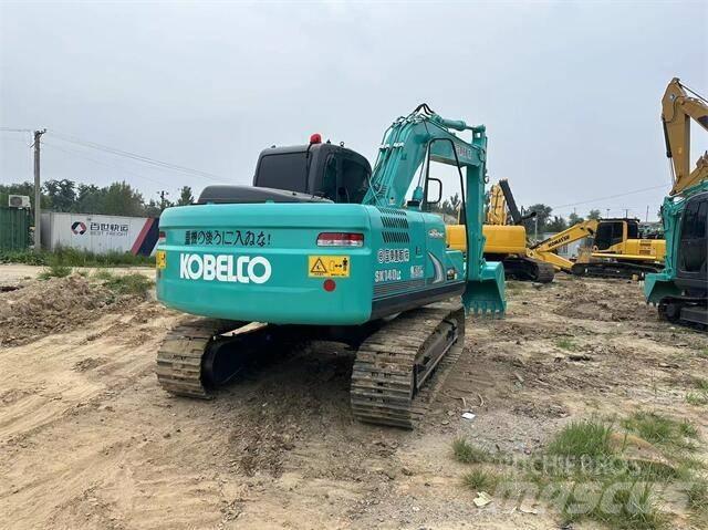 Kobelco SK140 Midi rýpadla 7t - 12t
