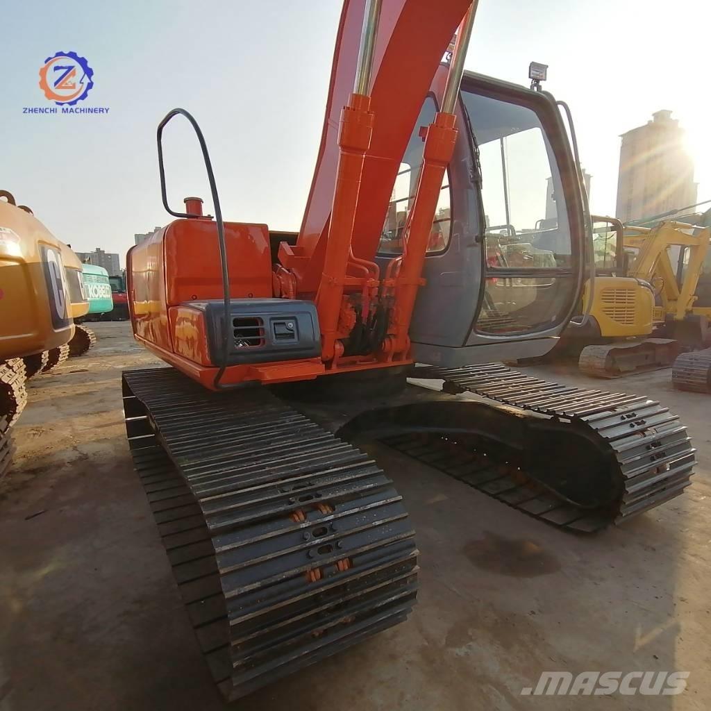 Hitachi EX 120 Pásová rýpadla