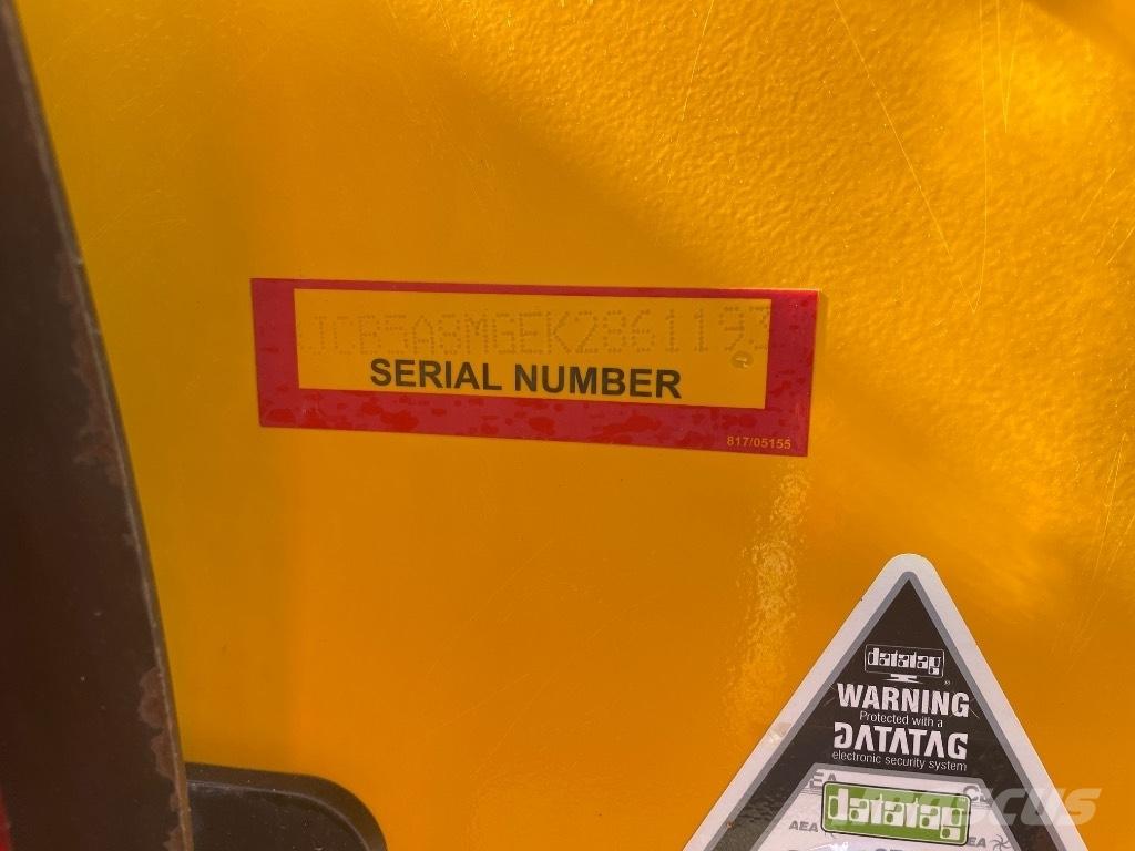 JCB 540-140 Teleskopické manipulátory