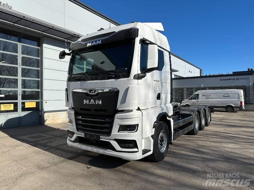 MAN TGX 35.540 8X4-4 Nákladní vozidlo bez nástavby