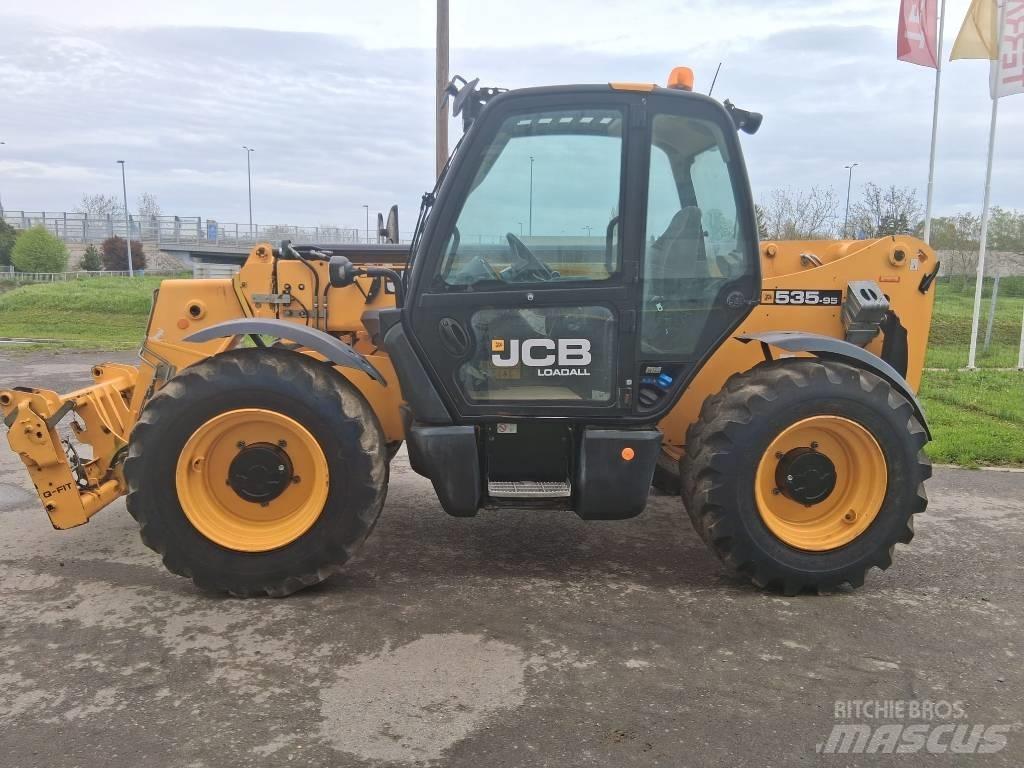 JCB 535-95 Teleskopické kolové nakladače