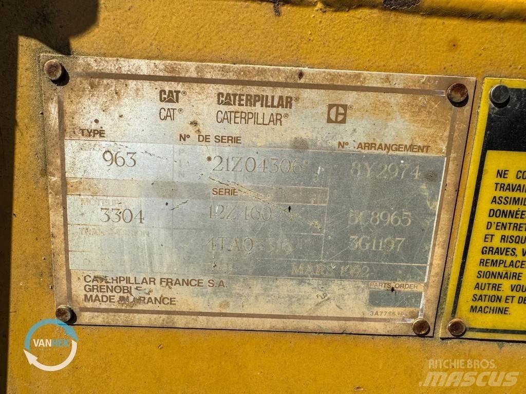 CAT 963 Pásové nakladače