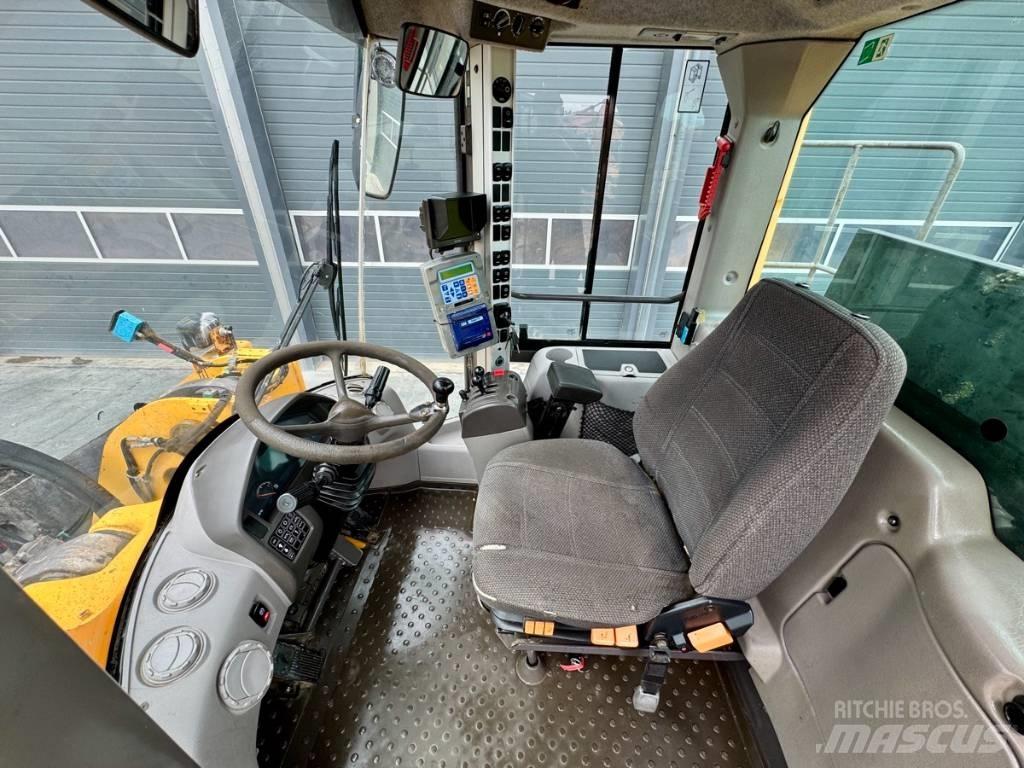 Volvo L 150 F Kolové nakladače