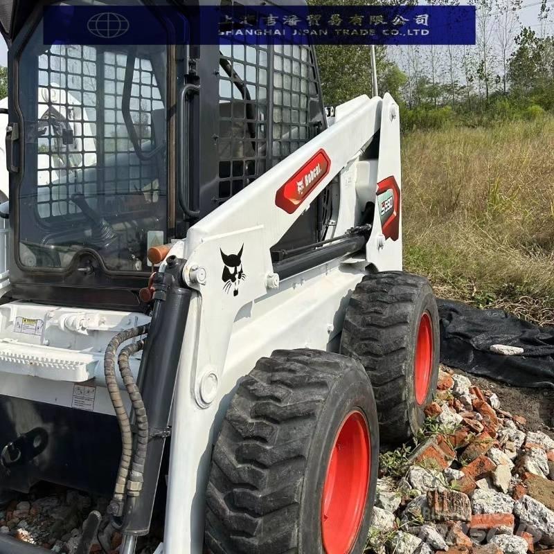 Bobcat S 590 Smykem řízené nakladače