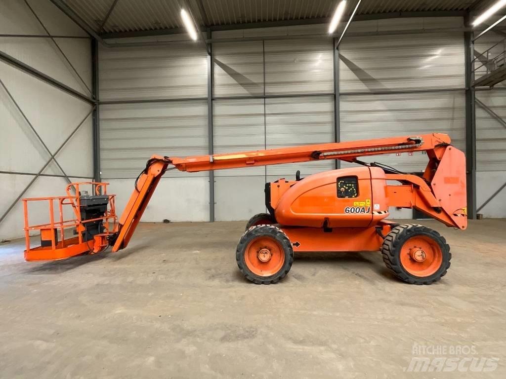 JLG 600 AJ Kloubové plošiny