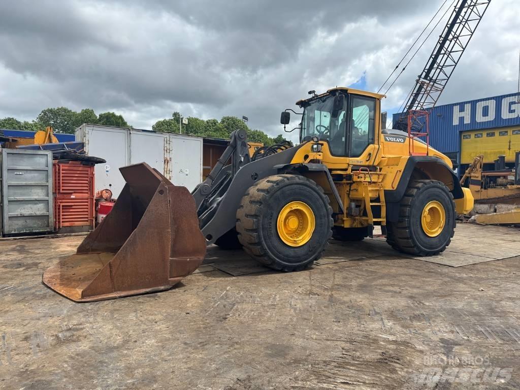 Volvo L 220 H Kolové nakladače