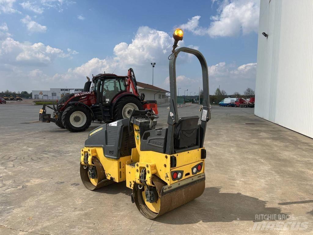 Bomag BW 100 AD M-5 Tandemové válce