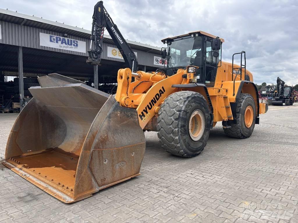 Hyundai HL 975 Kolové nakladače