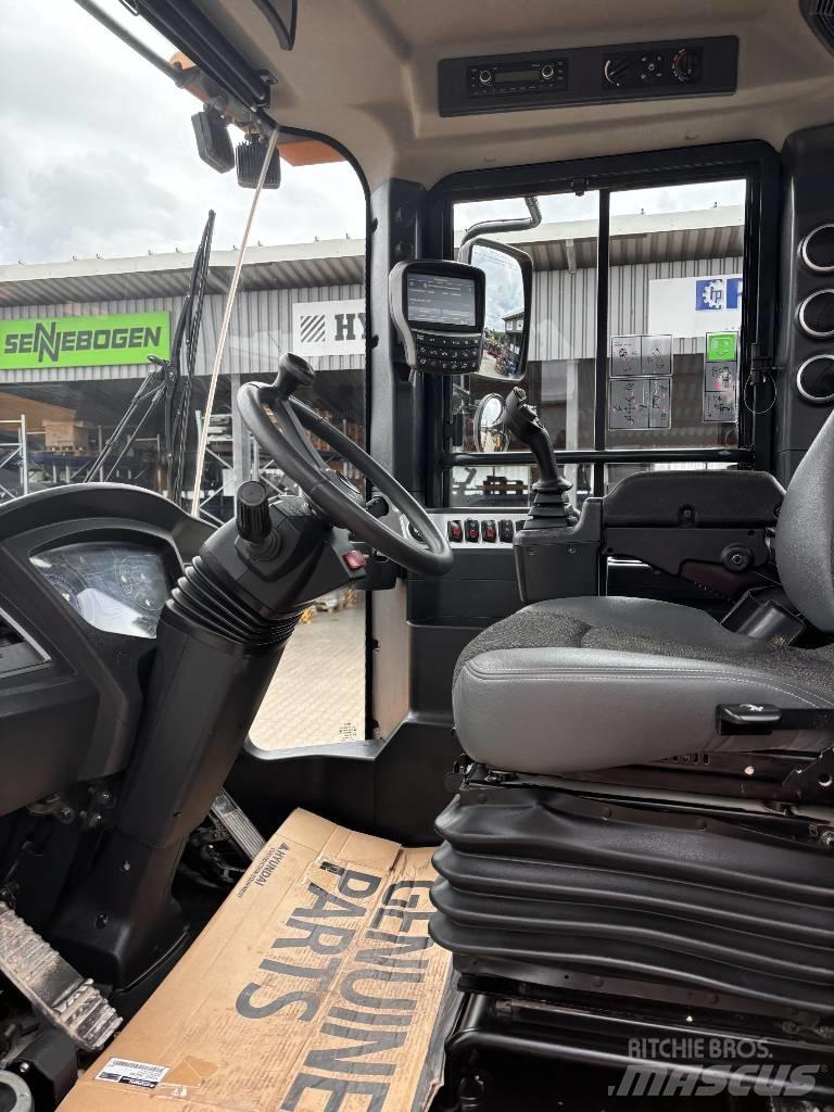 Hyundai HL 975 Kolové nakladače