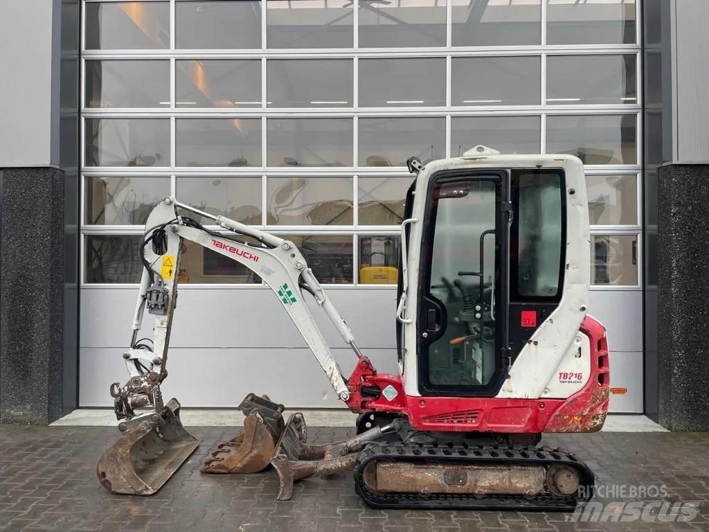 Takeuchi TB216 Mini rýpadla < 7t