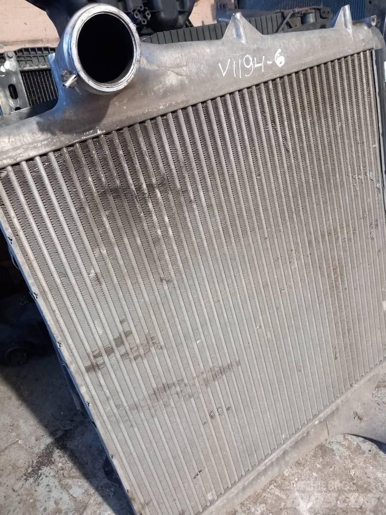 Volvo FH 12  20566842 Radiátory