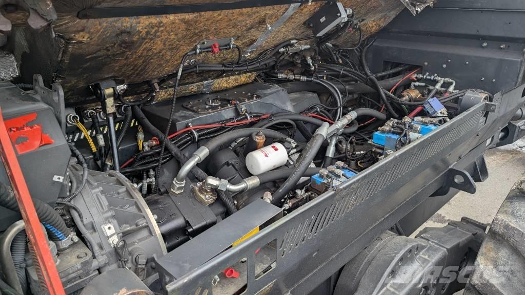 Ponsse Wisent 8W Vyvážecí traktory