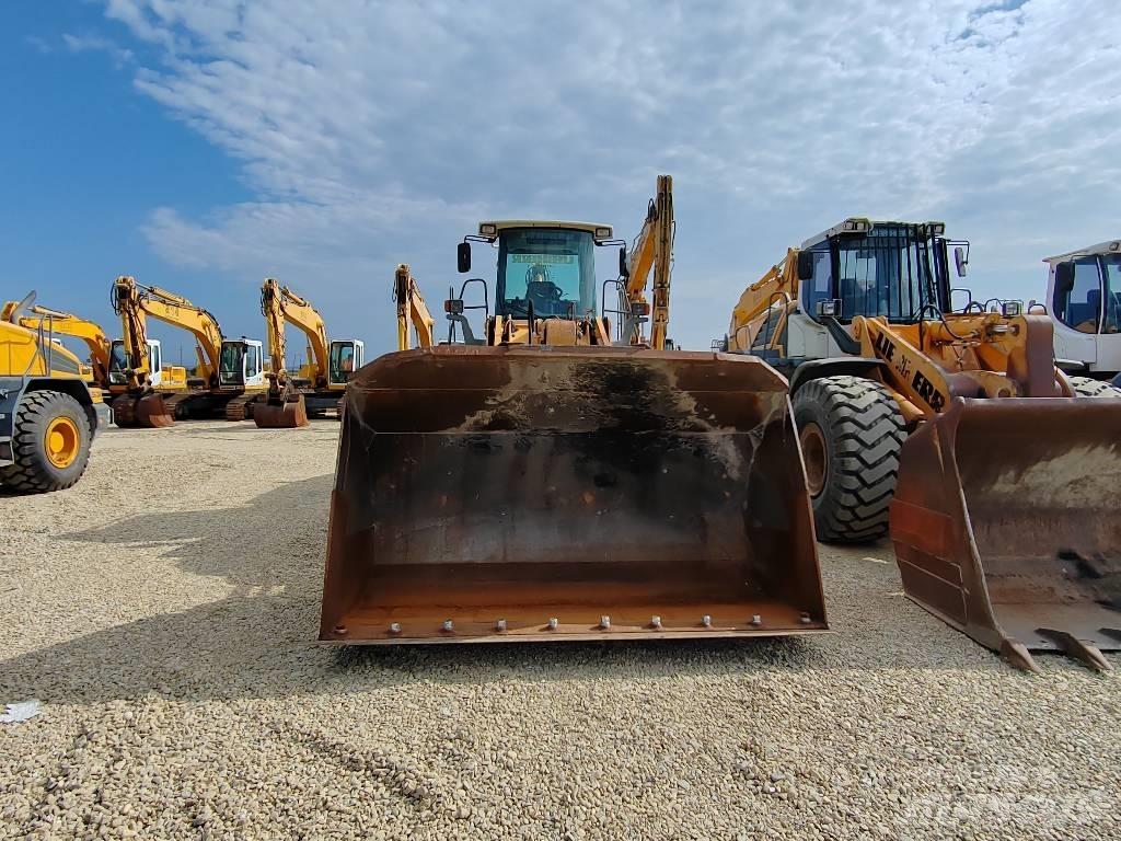 Liebherr 574 Kolové nakladače