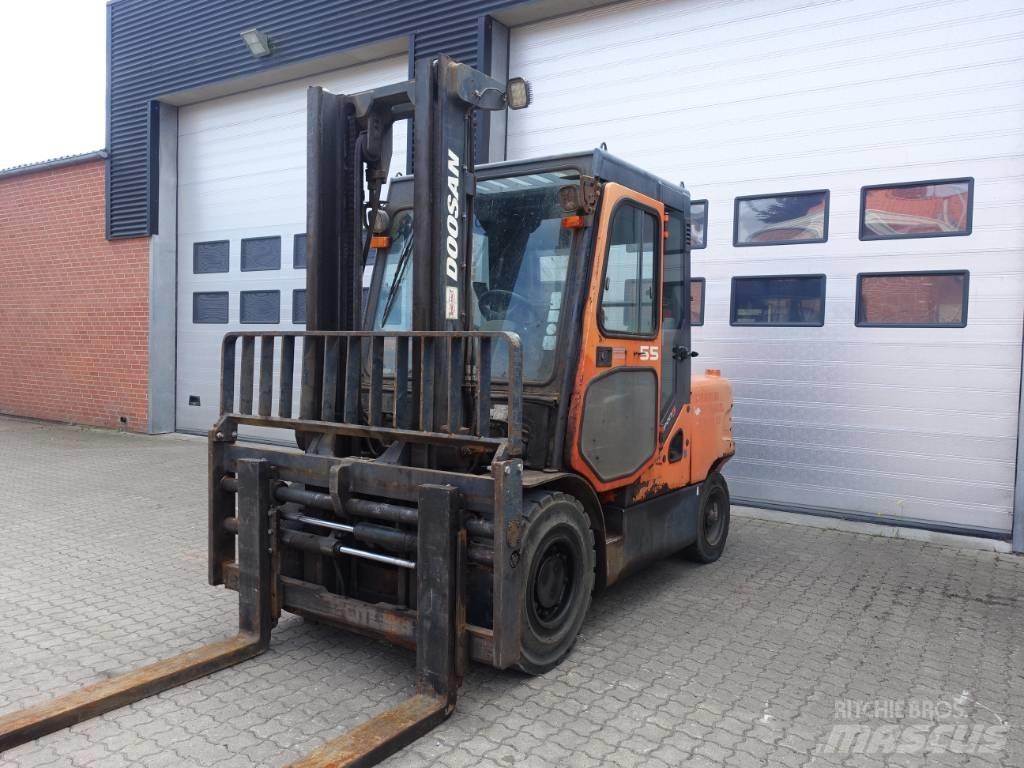 Doosan D 55 C-5 Dieselové vozíky