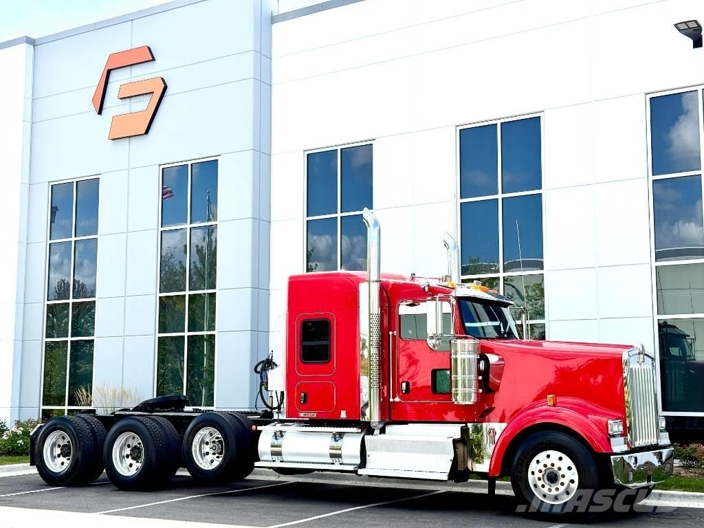 Kenworth W 900 Tahače