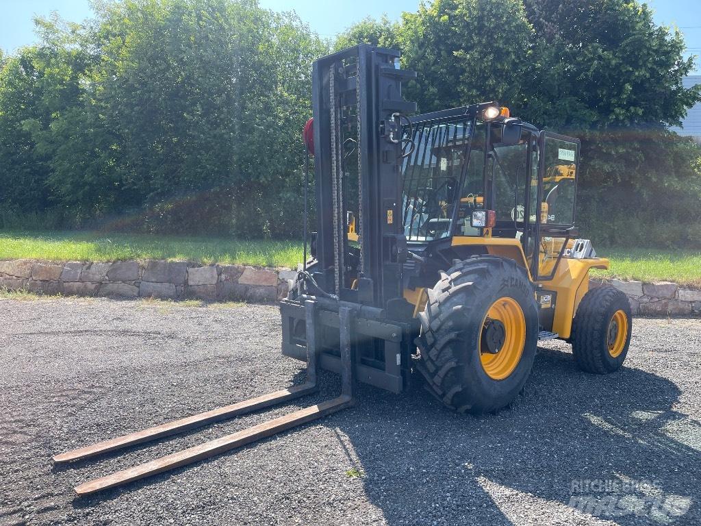 JCB 940-2 T4 Terénní vysokozdvižné vozíky