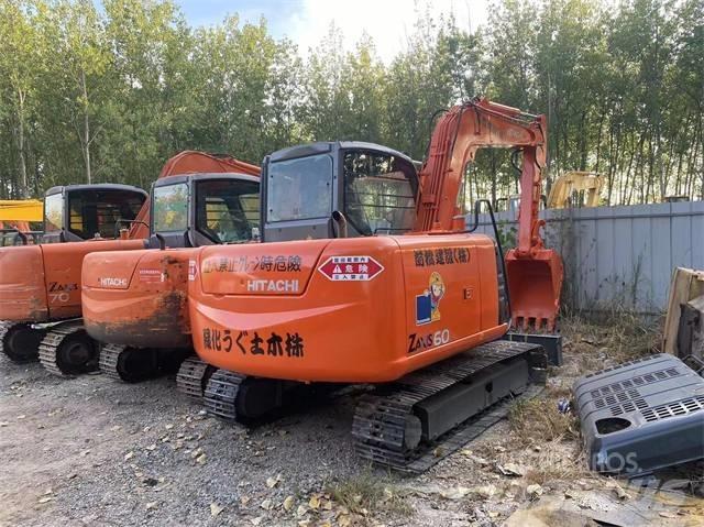 Hitachi ZX70 Pásová rýpadla