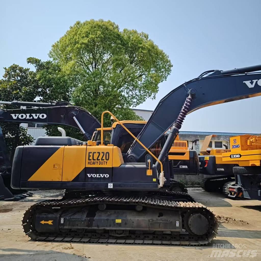 Volvo EC 220 Pásová rýpadla