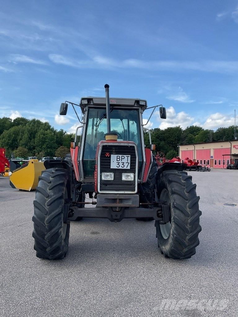 Massey Ferguson 3115 Traktory