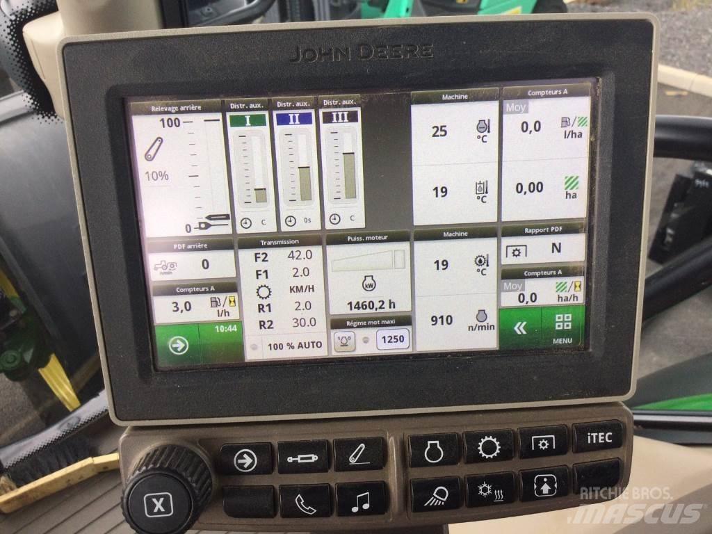 John Deere 6130R Traktory
