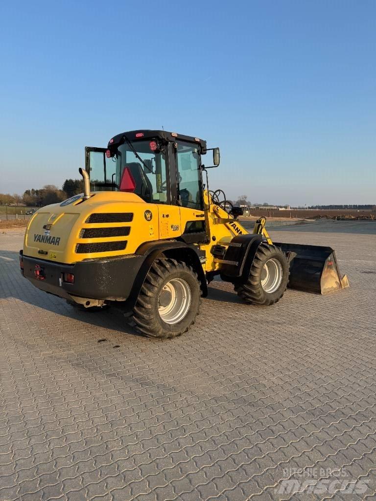 Yanmar V 120 Kolové nakladače