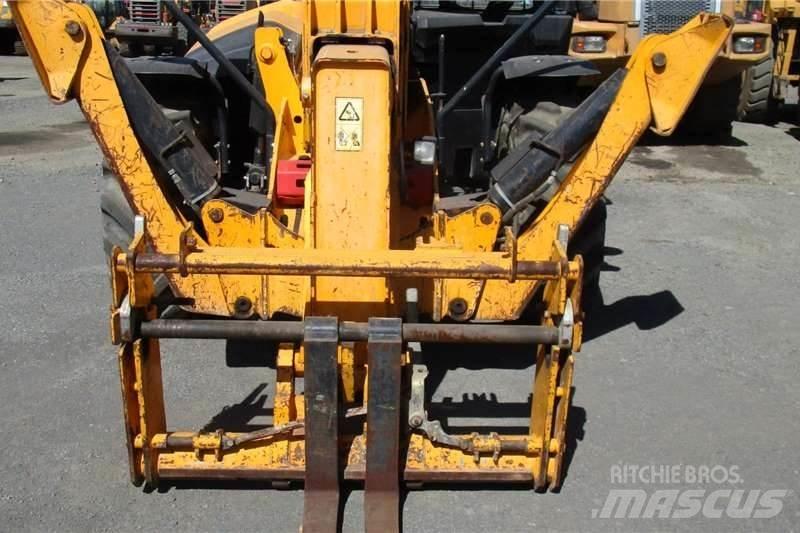 JCB 540-170 Další