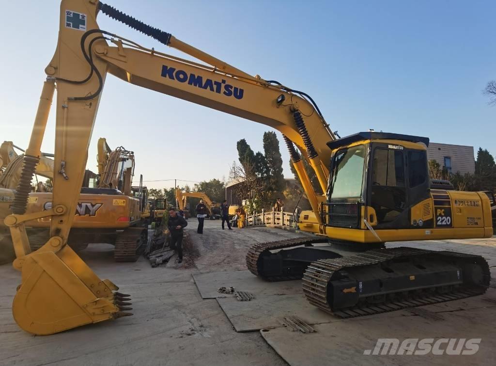 Komatsu PC 220-7 Pásová rýpadla