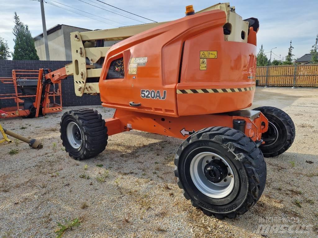 JLG 520AJ Kloubové plošiny