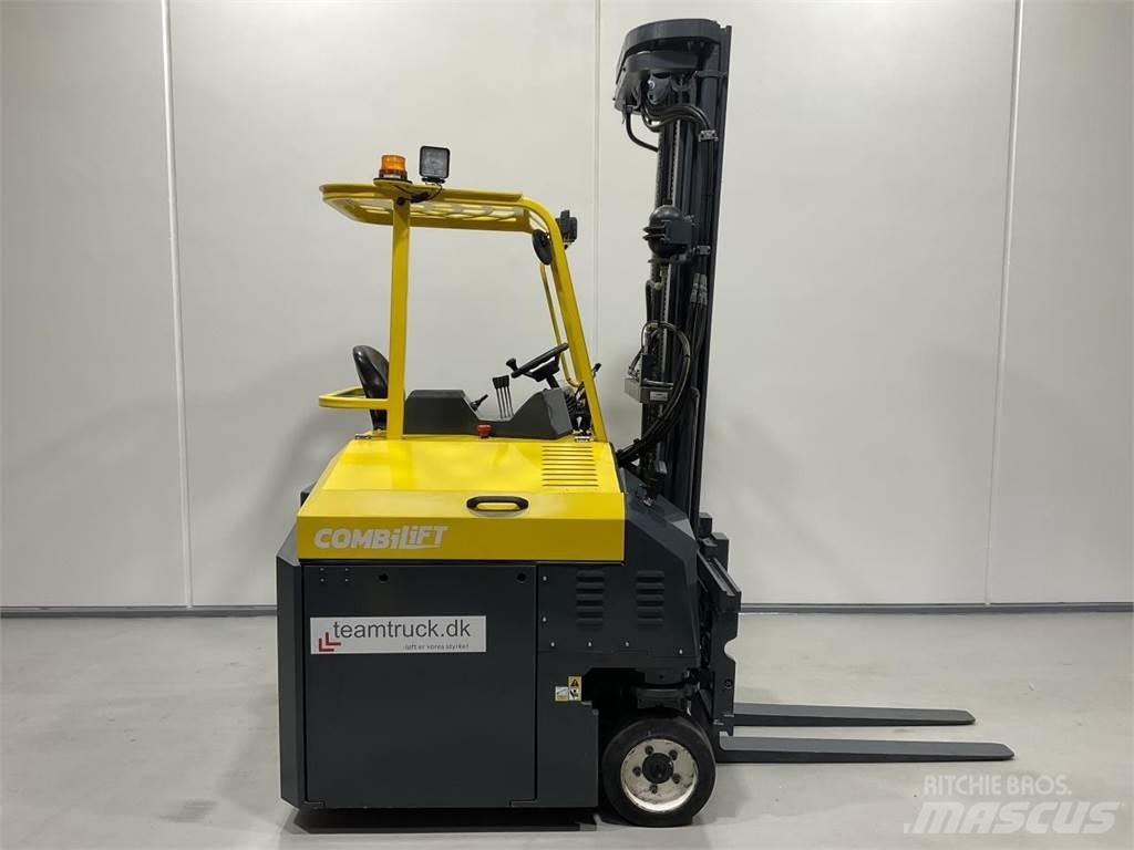 Combilift CBE3000 4 cestní vysokozdvižné vozíky