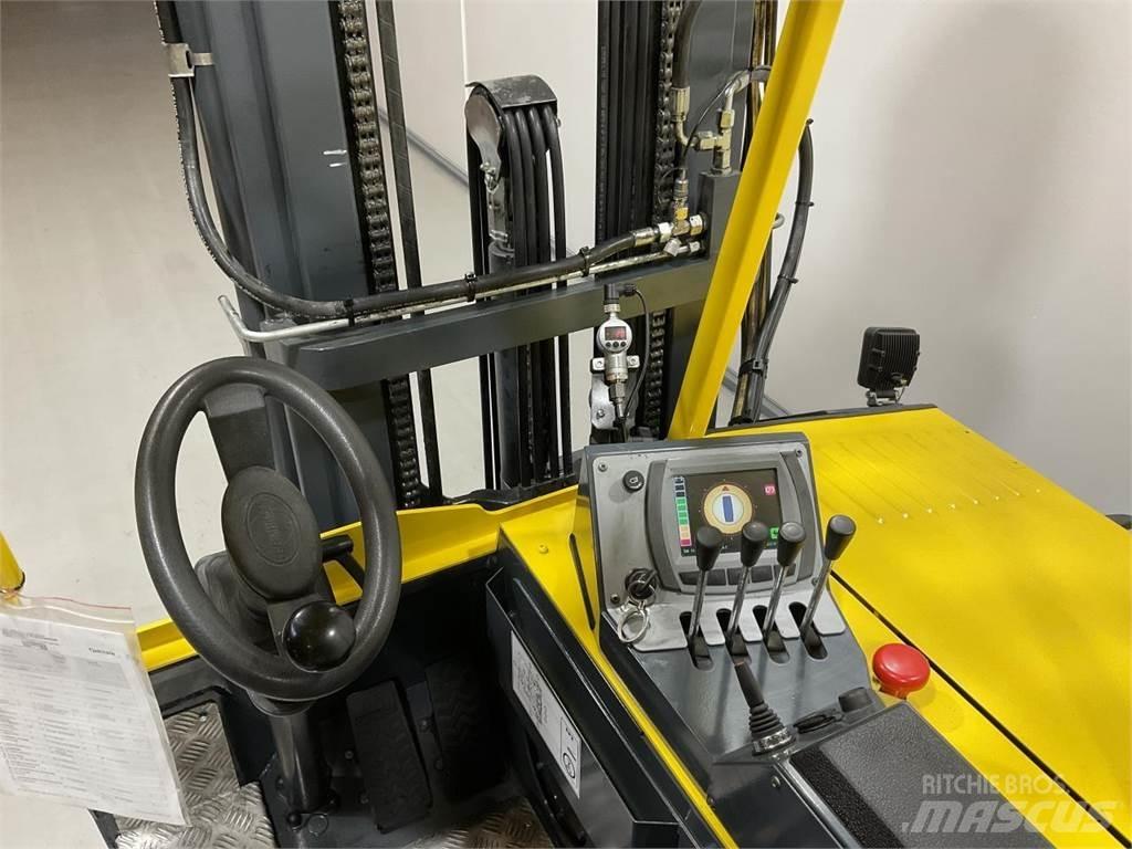 Combilift CBE3000 4 cestní vysokozdvižné vozíky